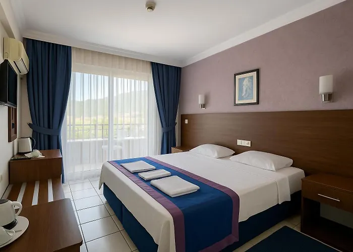 Отель Doruk & Suits