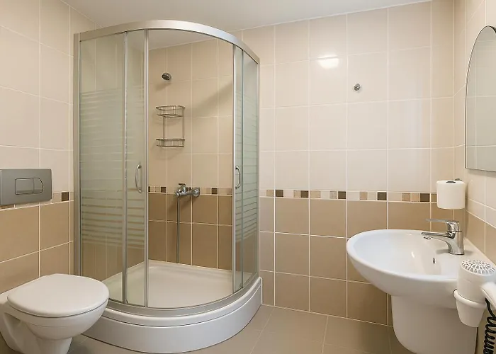 Отель Doruk & Suits 3*