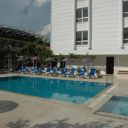 Doruk & Suits 3* Marmaris